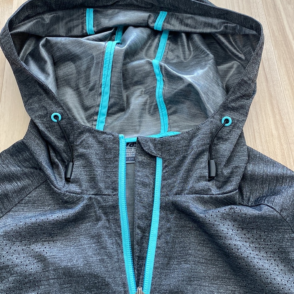 ASICS Jacket - Picture 3 of 5